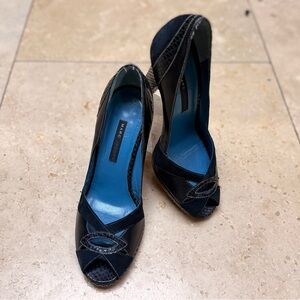 Marc Jacobs Black Leather & Snakeskin Peep Toe Heels